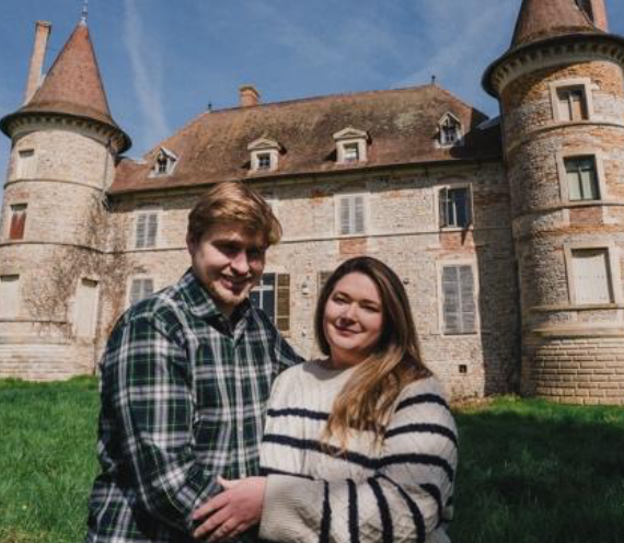 anna_and_maxime_profiles_570x496